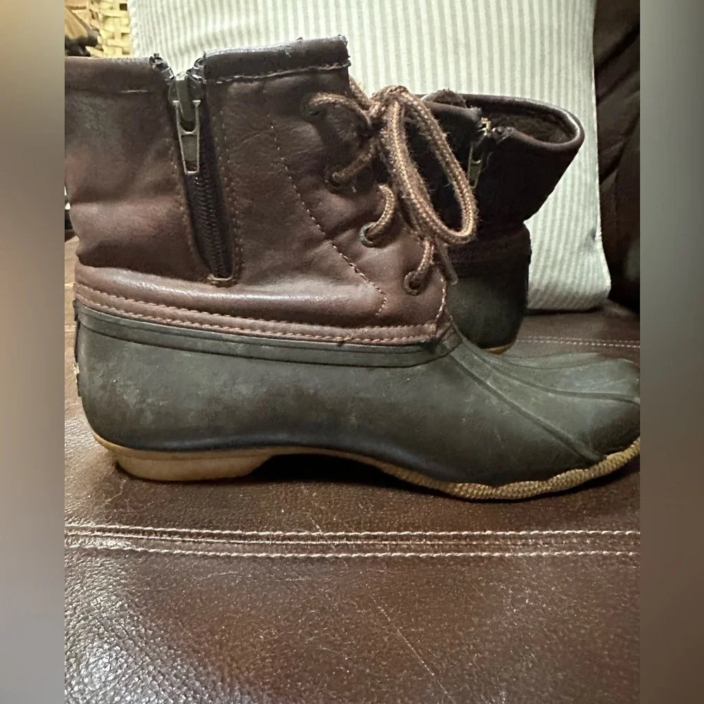 { Sperry } Saltwater‎ Duck Boots Kids Girls size 6 Brown